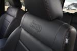 Jeep Wrangler Unlimited Altitude 2012 года